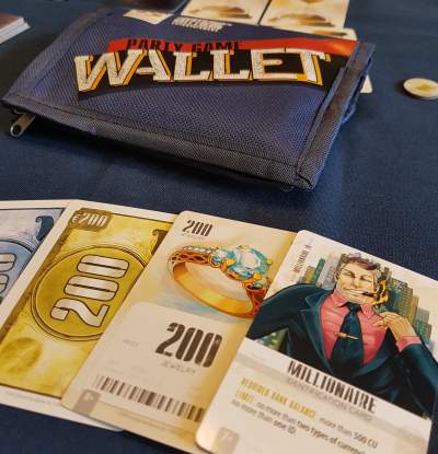 Wallet Party Game - Review by BoardHoarders